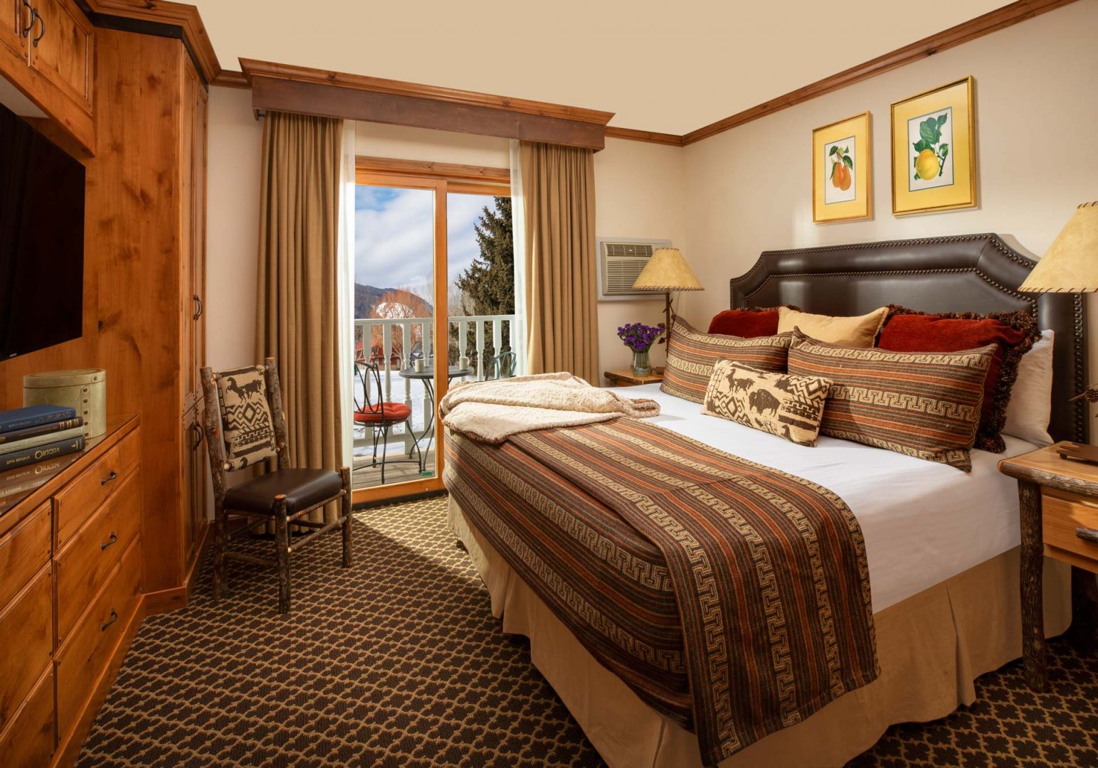 One Bedroom Suite - Parkway Inn